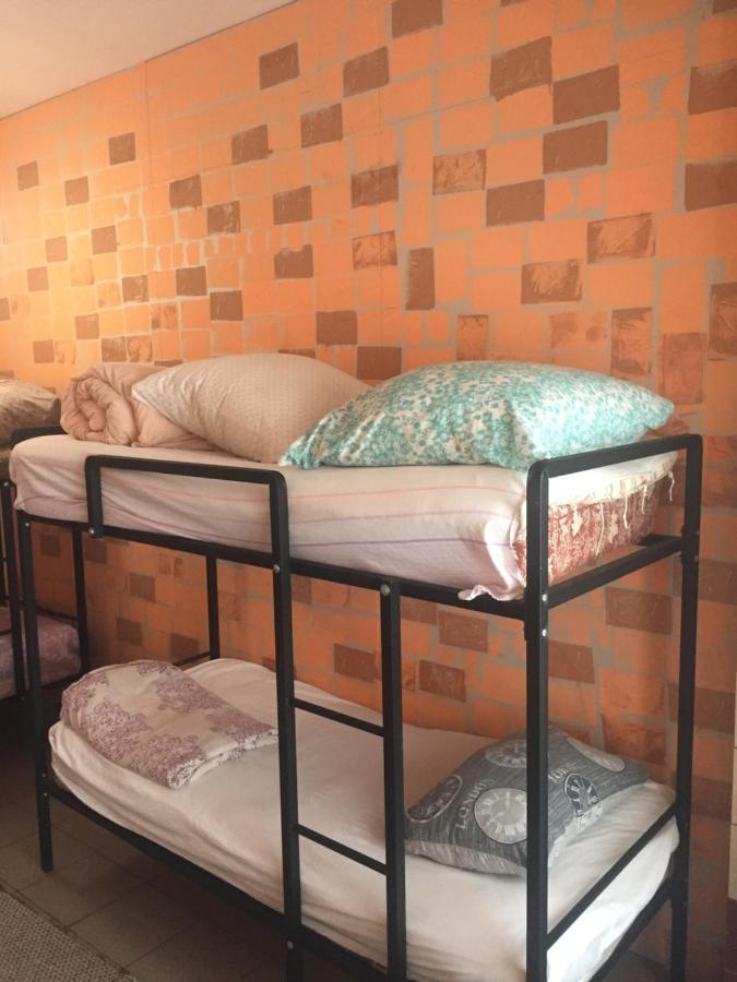 Hostel -Hotel Granat Rivne City ภายนอก รูปภาพ